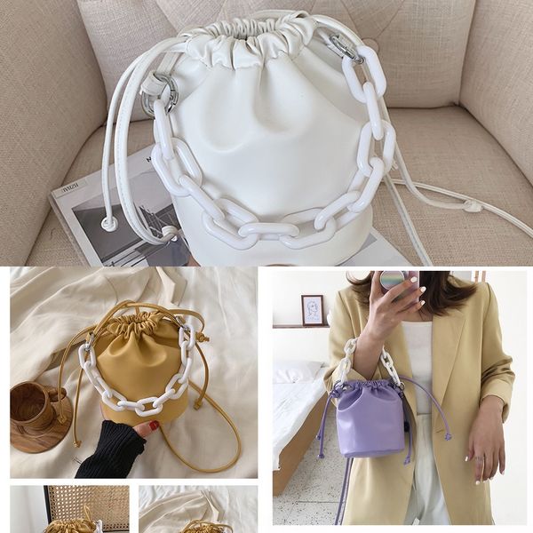 

чистый красный маленький плеча женщин новая 2020 иностранных тенденции моды ins мягкой сторона женщины старение мягкой ручка сумка сумка 28d