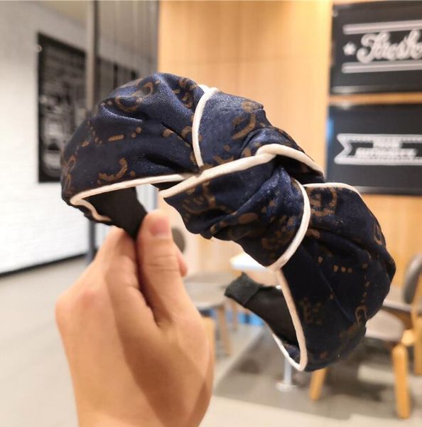 

2020.for women and girls 4 colors hairband with bow printing headband wholesale in europe and america in spring head scarf+65, Silver