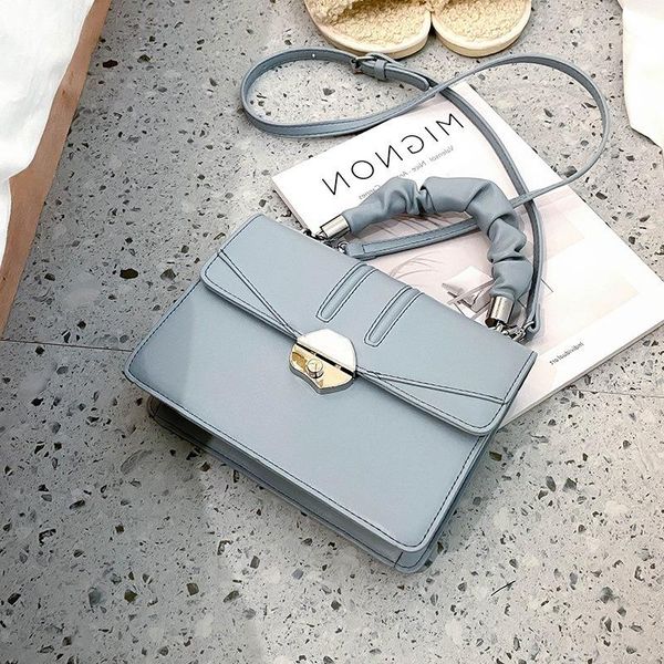 

solid color pleated flip tote bag 2020 fashion new high-quality pu leather women's designer handbag lock shoulder messenger bag