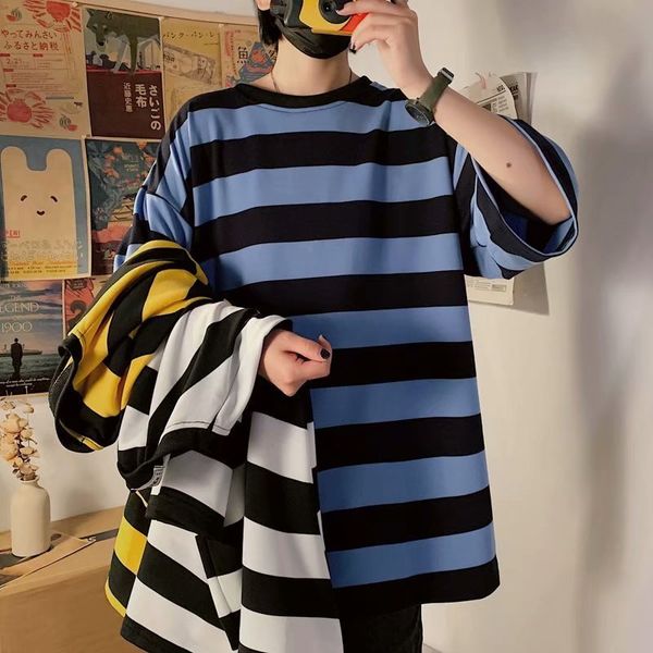 

men's striped short sleeve t-shirt in summer, White;black