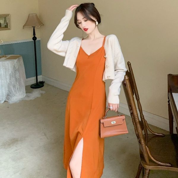 

2020 autumn new v-neck split bottom suspender skirt + long sleeve short cardigan two piece fashion suit for women