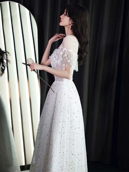 

2021 new bride's wedding party dressed robe soiree tulle sheer o-simple brideto be 1087 5hts, Blue;red