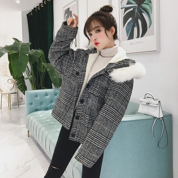 

fashion faux lamb fur lining and hooded warm winter jacket women plaid coat oversize outerwear new arrival 2020 autumn winter, Black;brown