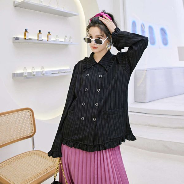 

2021 spring new shallgar women's 5884 black double breasted shirt with thin vertical strip, White