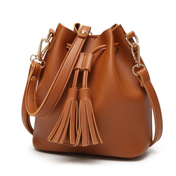 

guangzhou женская сумка весна 2020 новый корейский женский сумка tassel bucket сумка сумка перекрестное плечо, Black;red