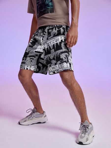 

x cute but psycho men letter and graphic print shorts 1774#, Black