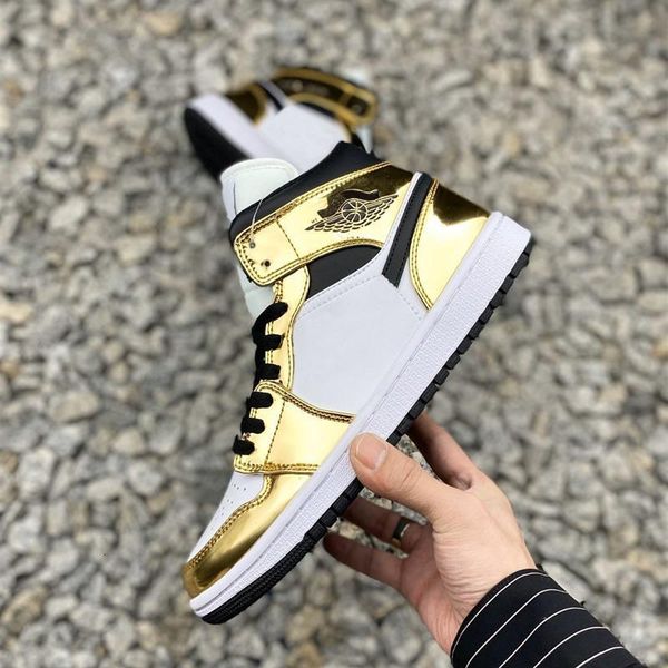 

jumpman 1s mid se metallic gold jumpman white gold black basketball shoes men women lace-up running sport sneaker size eur36-eur45