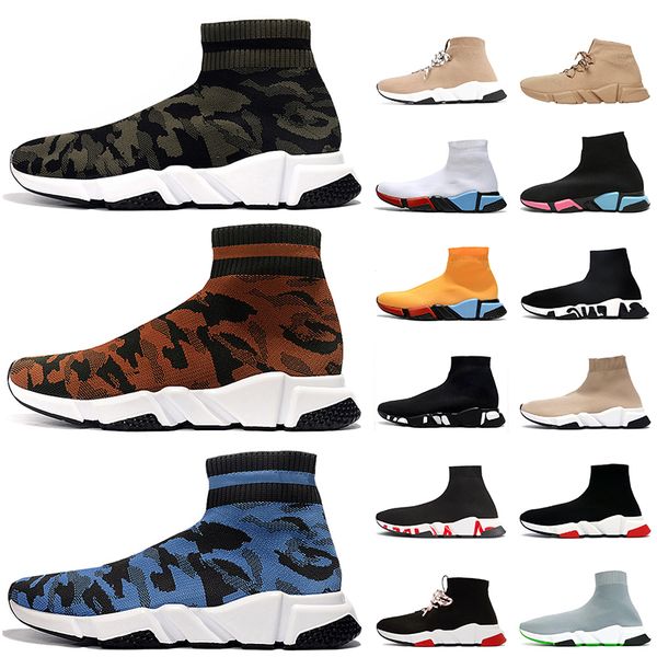 

2021 fashion camo graffiti sock trainers women mens socks shoes loafers tripler luxurys designers casual shoes womens boots flat sneakers, Black