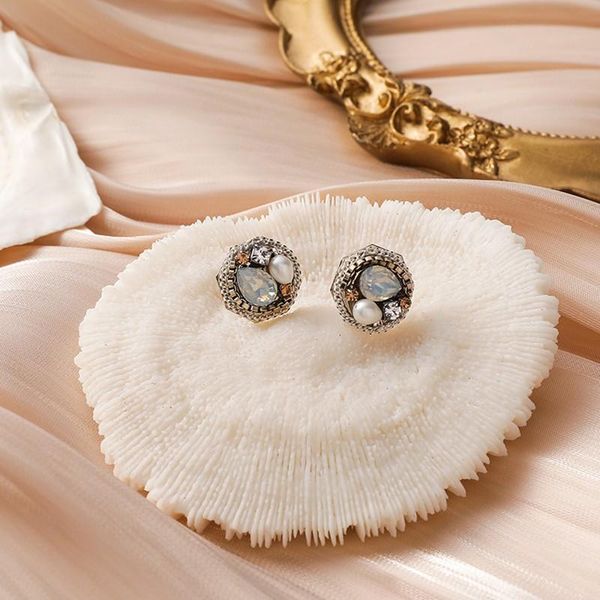 

stud 2021 arrival classic retro handmade color crystal round earrings for women simulated pearl fashion jewelry, Golden;silver