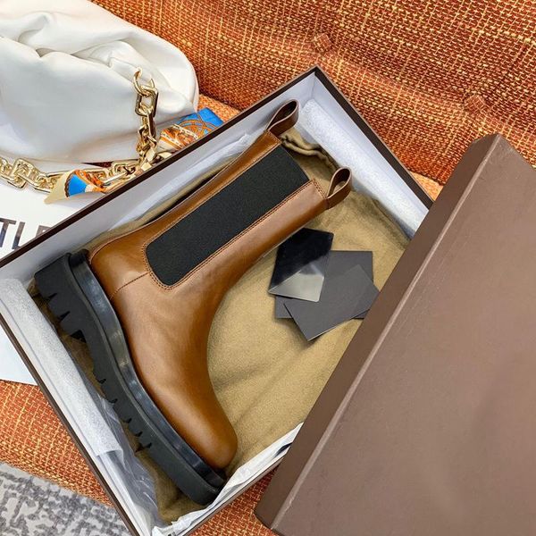 

the women's autumn boots wear the winter with, Black