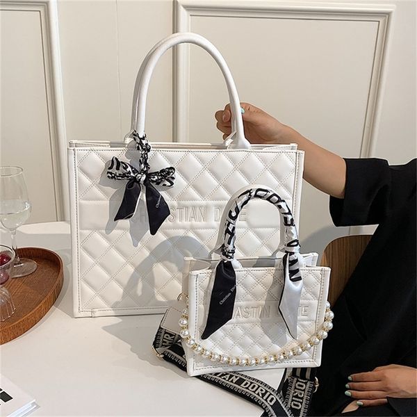 

designer sale women's new fashion high capacity embroidered hand-held tote single shoulder messenger bag wholesale store