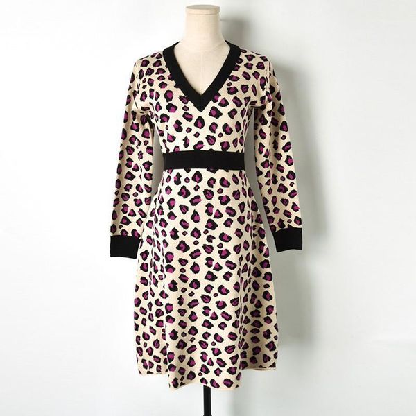 

v-neck sweater dresses for winter 2020 new contrast color leopard long sleeve knit dress empire a-line midi dress female robe1, Black;gray