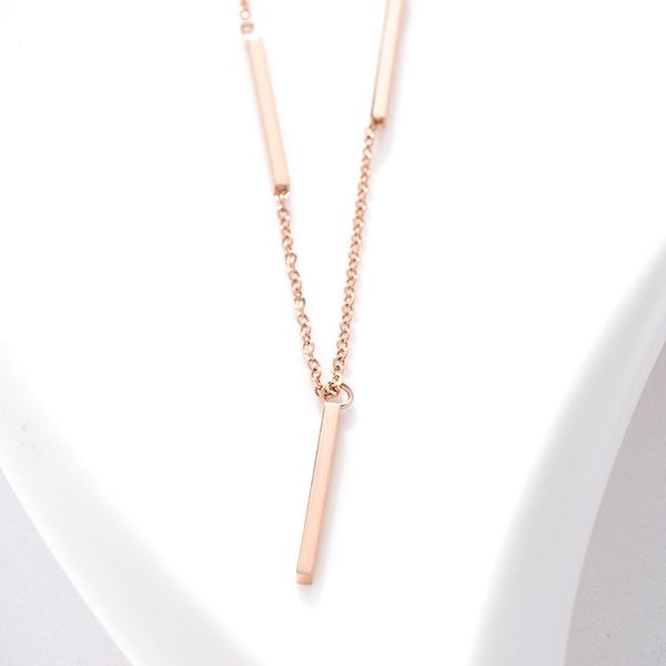 

ися титана стали серии ювелирных изделий девушки диких простой летний небольшой свежий ожерелье прочный цвет свитер цепи, Silver