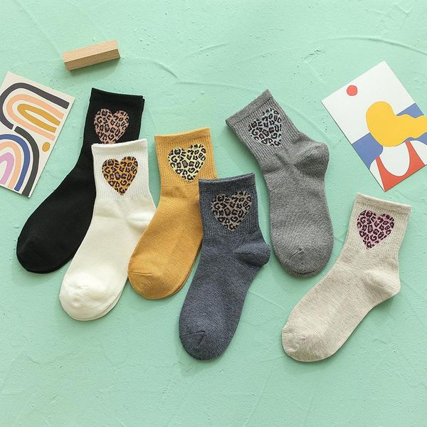

cotton heart women socks 2020 autumn winter cotton socks fashion leopard trend trend motion deodorant non-slip solid women, Black;white