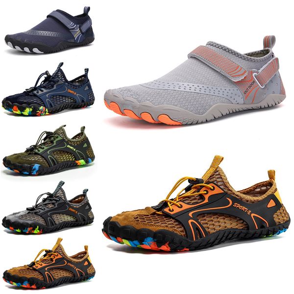 

ale mens womens wading shoes platform designer trainers triple black trple white fashion breath outdoor men women sports sneakers 36-47