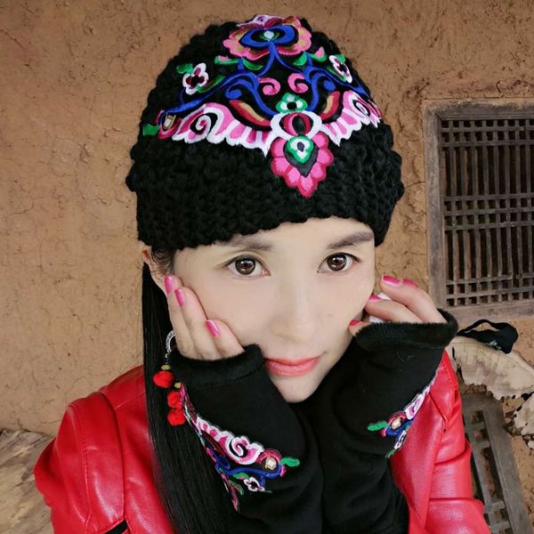 

new hand knitted with chine style national hair band headband, Black;white