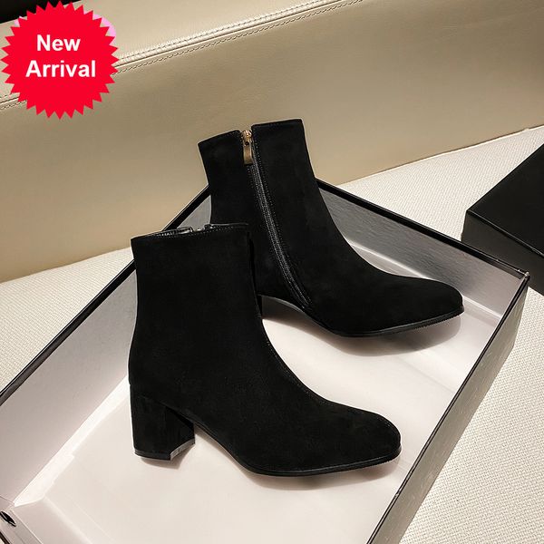 

2021 the new comfortable casual style round toe ankle fashion black tie-up high heels women's riding boots epob