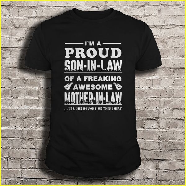 

men t shirt i'm a proud son in law of a freaking awesome mother in law women t-shirt sport hooded sweatshirt hoodie
