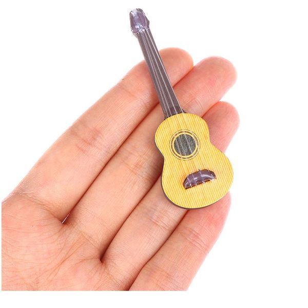 

cute 1pc guitar accessories dollhouse miniature instrument part for home decor kid wood furniture craft ornament 1/ wmtlwp