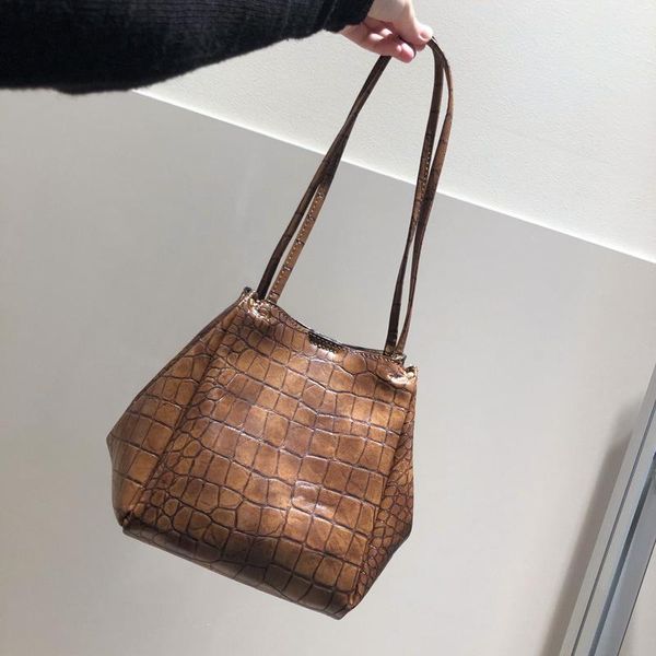 

female bag bag female 2020 new autumn texture crocodile pattern crossbody portable bucket shoulder