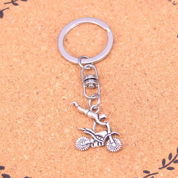 Mode Schlüsselbund 25*25mm motorrad motocross Anhänger DIY Schmuck Auto Schlüssel Kette Ring Halter Souvenir Für Geschenk