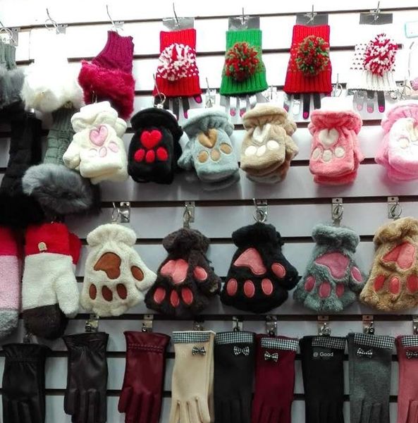 

thickened brfpr winter warm and korean style catplush half finger cat claw gloves