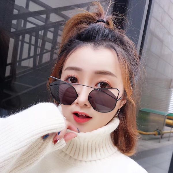 

2019 new cat's eye sunglasses female cat's ear metal mesh red sunglasses female sunglasses 18040, White;black