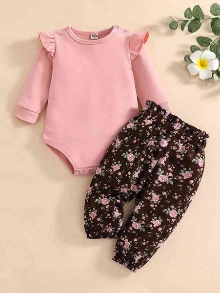 

baby ruffle trim bodysuit & floral print paper bag waist pants she, White