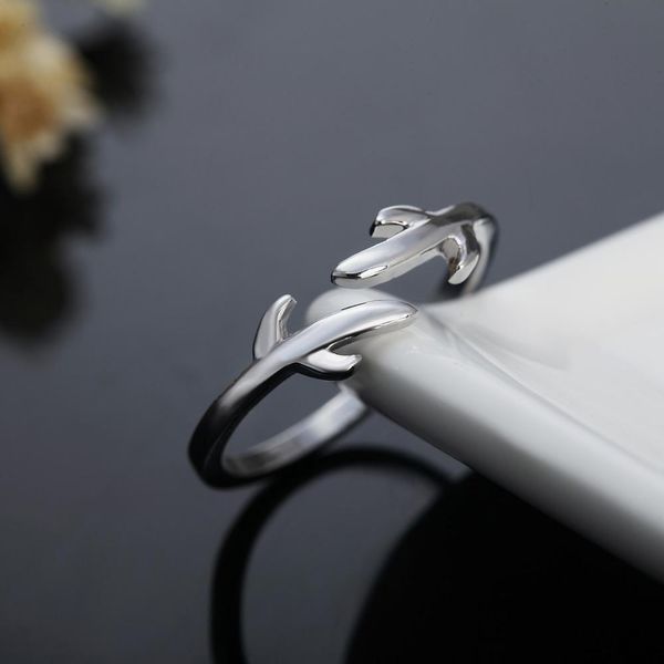 

beautiful noble silver ring open leaf cute noble pretty fashion wedding silver color women lady ring jewelry lr065 h sqcjkk
