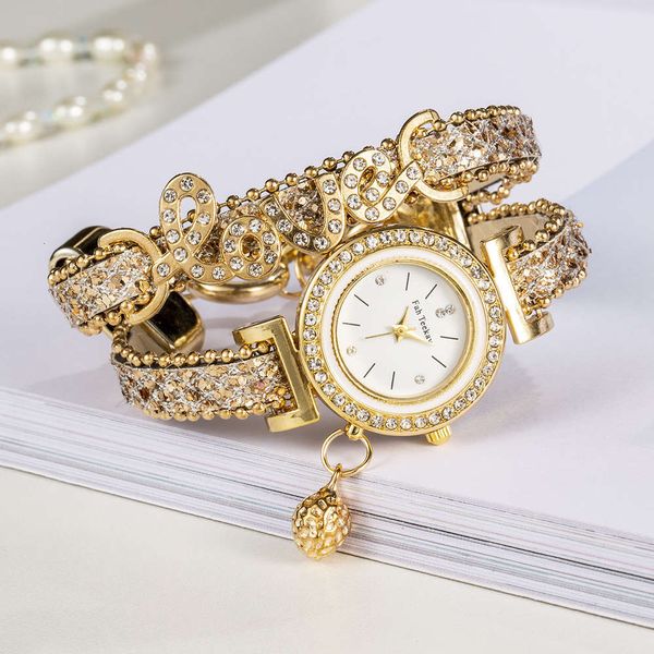 

love alloy selling diamond inlaid bracelet wristwatch, Slivery;brown