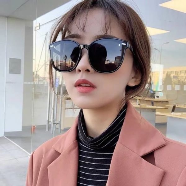 

summer sunglasses sunglasses polarized sunglasses 532# versatile lovers, White;black