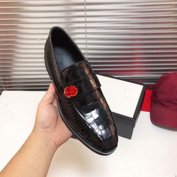 

new luxury brands coiffeur gold brogue oxford shoes for men italian formal wedding dress footwear male patent leather bling shoes, Black