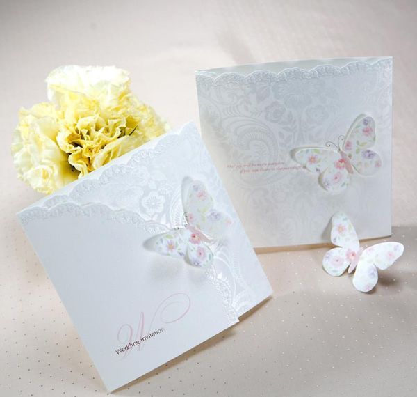 

оптом жарко! 50 шт. / лот классические белые красочные бабочки три-разные свадебные приглашения карты wi sqculm dh_seller2010