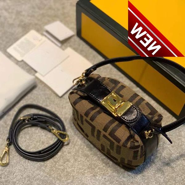 

french light luxury double f lunch box three-dimensional embroidery diagonal women's mini hand versatile shoulder bag
