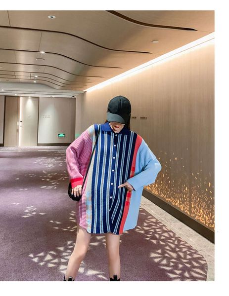 

pregnant women's wear 2020 new versatile color matching loose heavy industry polo knitted sweater coat, White