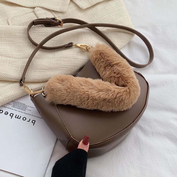 

2020 new ladies shoulder bags luxury designer furry shoulder crossbody bags for women soft totes bolsas feminina