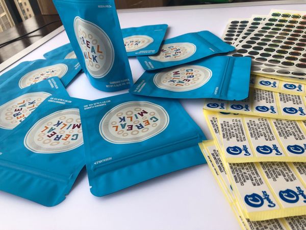 

синий edibles cerel сумка и майларовые ароматизаторы cookies 3.5g молоко сумка голограмма упаковки этикетка калифорния наклейка bbyqj packin