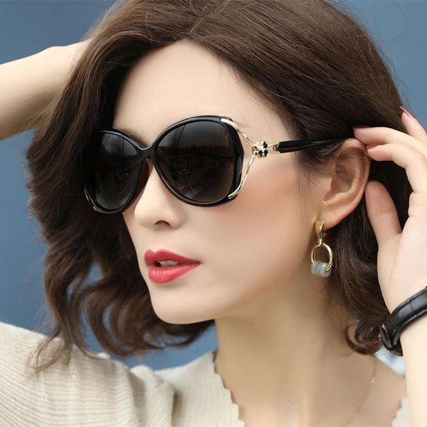 

tide 2020 new polarizing sunglasses women's anti ultraviolet large frame glasses elegant sunglasses eyes round face, White;black