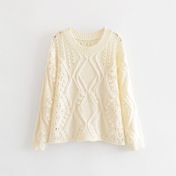 

9044011, White;black