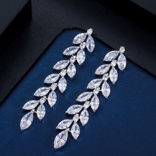 

long dangle aaa cubic zirconia leaf copper designer earrings luxury jewelry 62mm white cz 18k gold silver earring for women party friend bri
