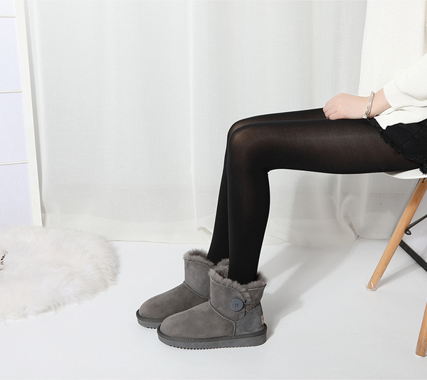 

snow boots female fur integrated short button leather warm wool cotton shoes antiskid and waterproof, Black