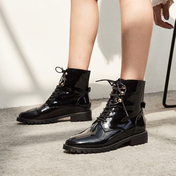 

boots women ankle low heels shiny patent leather lace up shoes woman chaussure zapatos mujer gladiator plus size booties d1496, Black