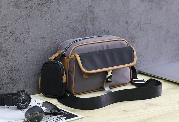 

2022 shoulder cross body lady luxury designer men bags fashion women camera handbag flap totes zipper card holder wallet leather oval purse