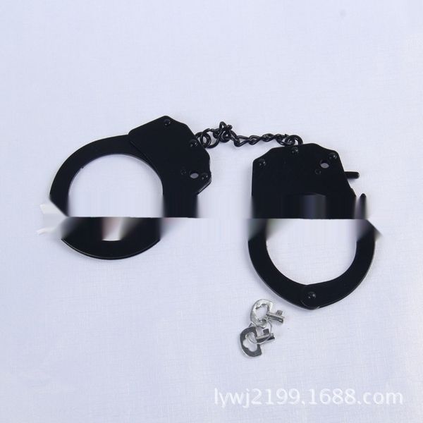 

6lv3s clothing p5e2h metal taste baking handcuffs paint black prop toy clothes toy handcuffs color can props