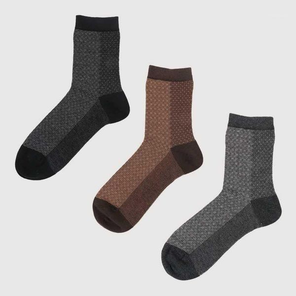 

dong ai comfortable casual small cube socks for men hand linking used for all seasons breathable medium and high-grade1, Black