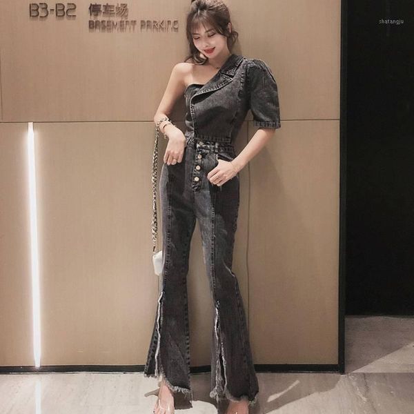 

trendy diagonal shoulder personality exposed navel + high waist denim solid color split flared pants 2 pieces sets1, White