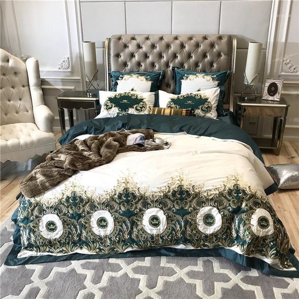 

2020 egyptian cotton bedclothes crown embroidery bedding set  king size quilt cover pillowcase flat bedsheet1