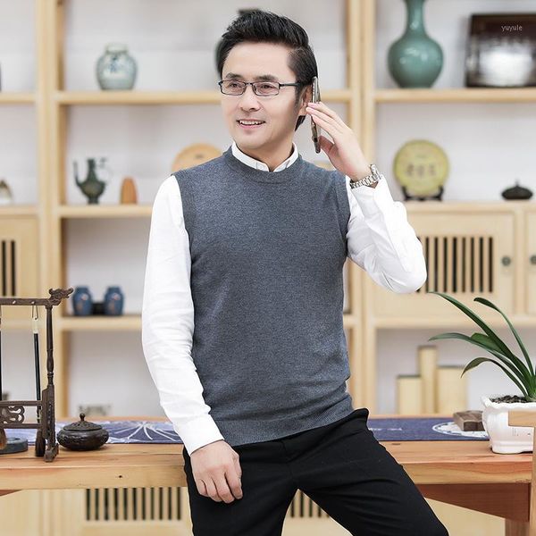 

2020 new arrival male sleeveless wool sweater o-neck man office sweater vest solid color knit vest pullovers1, Black;white
