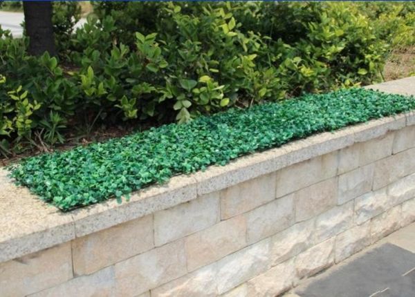 Commercio all'ingrosso 50pcs erba artificiale plastica bosso stuoia topiaria albero Milano erba per giardino, casa, negozio, decorazione di nozze piante artificiali