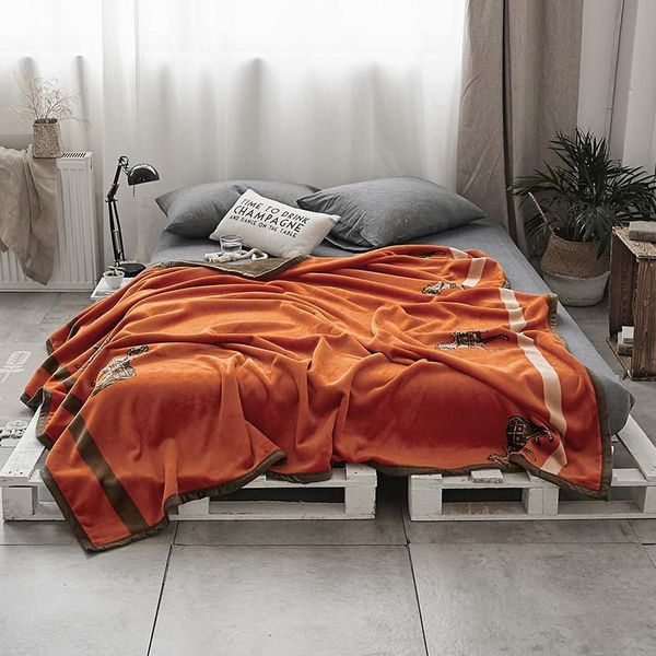 

fashion flannel blanket luxury super warm soft 1.6kg throw blankets for sofa